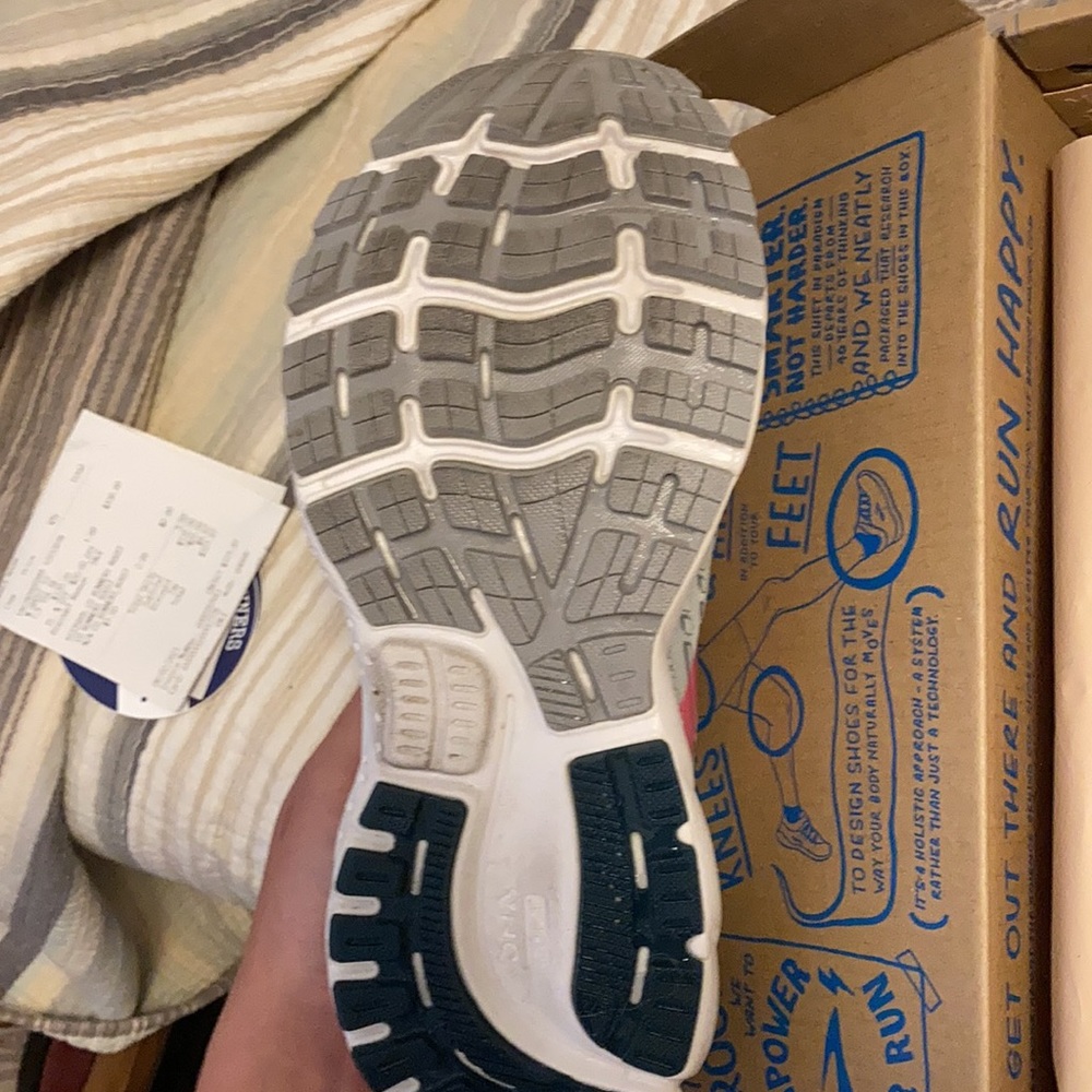 Brooks ghost13 running shoes - Picture 3 of 3